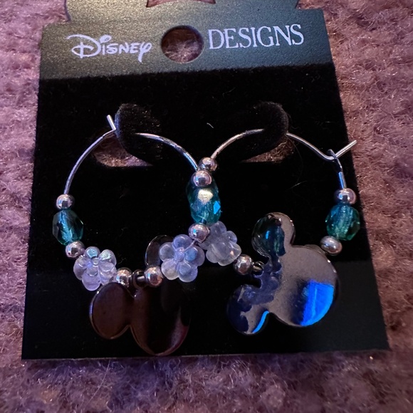 NWT DISNEY DESIGN HOOP EARRINGS - Picture 1 of 1